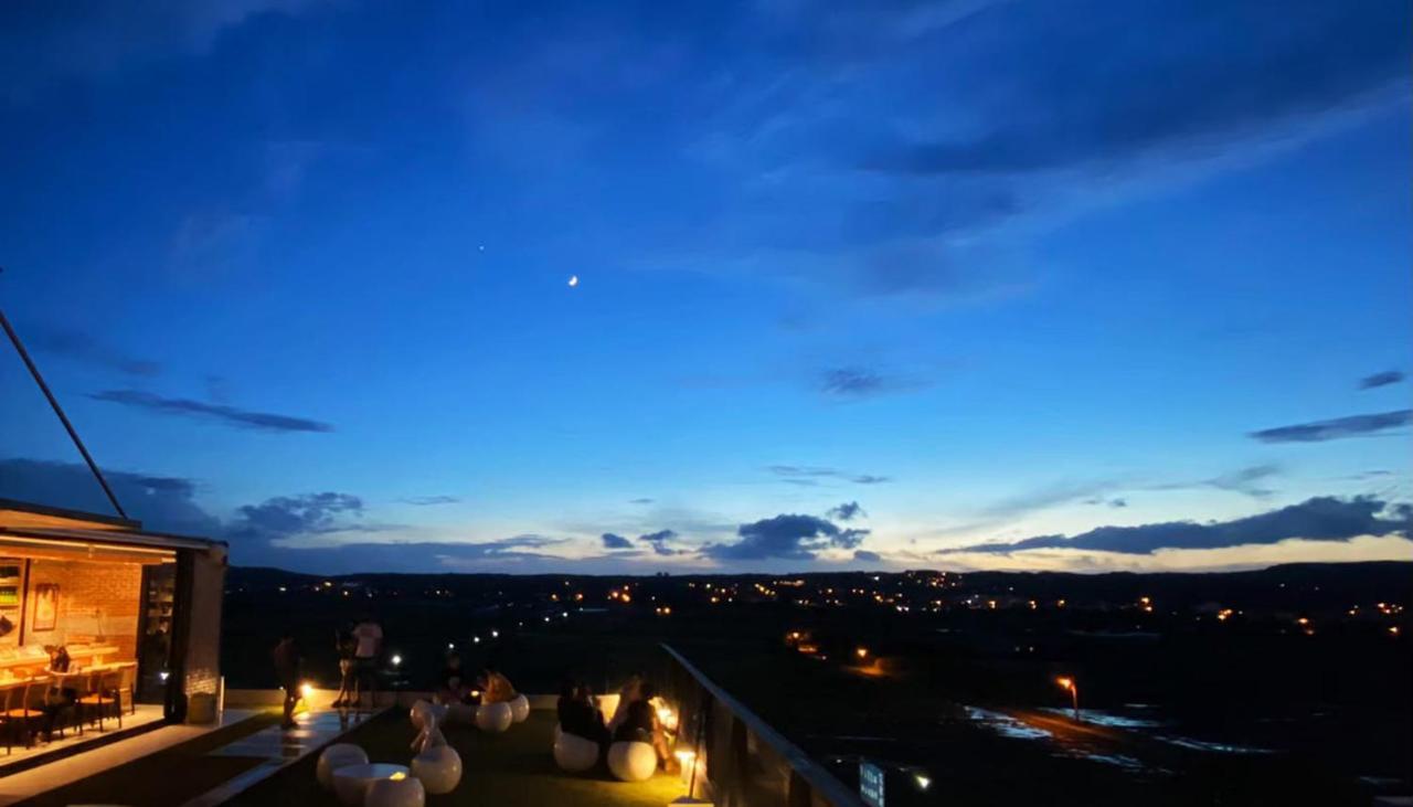 Fff Hotel Heng-ch'un Esterno foto